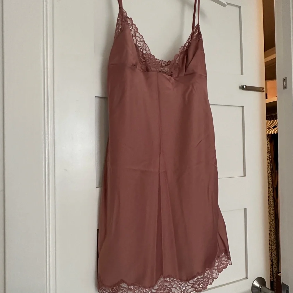 HOUSE OF CB Rose Lace Slip Dress - Large - Like New, never worn - Picture 5 of 7